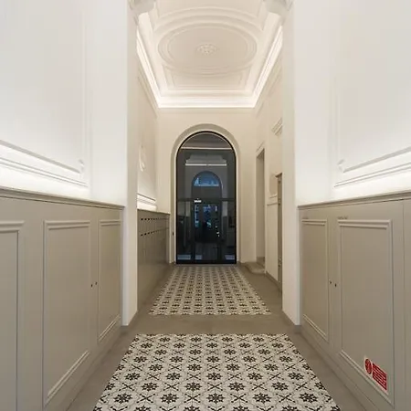 Guesthost - Belvedere White Flat Trieste